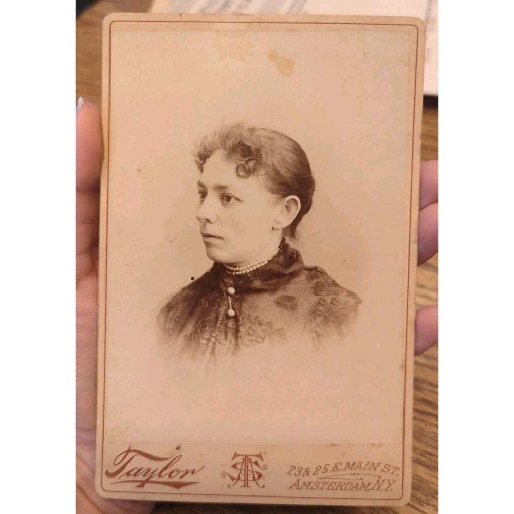 Antique Cabinet Card Photo Victorian Portrait Young Woman Amsterdam NY 1890